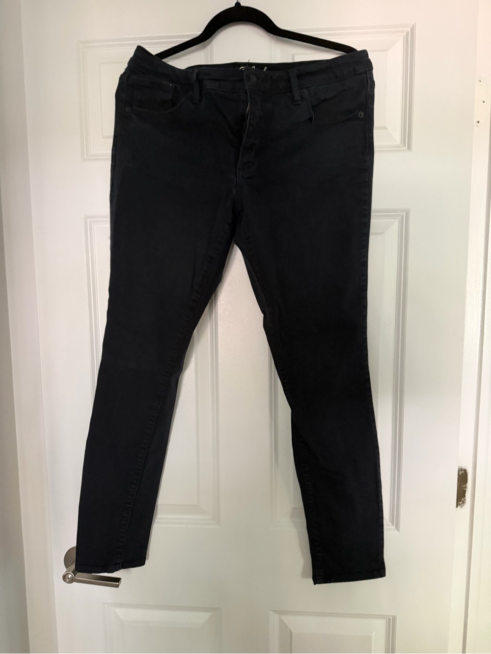 Universal Thread Women's Skinny Jeans - Black
